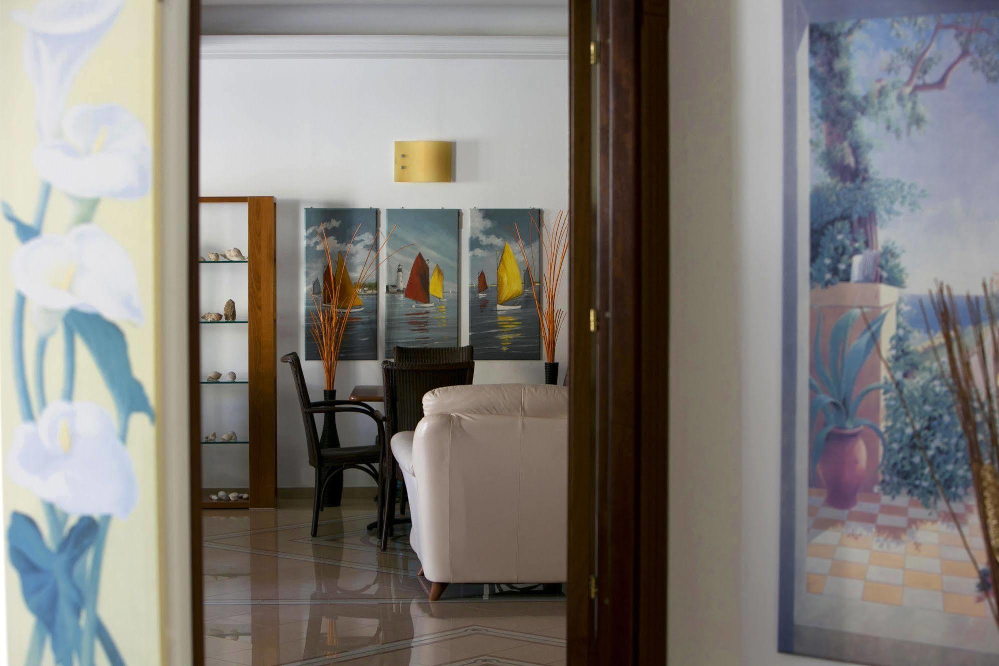 Sabbia D'oro Hotel 3*